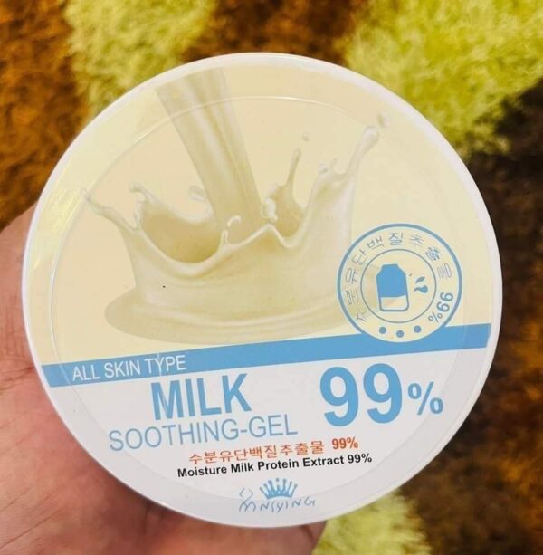 Milk 99% White Soothing Gel